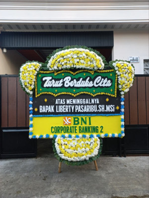 Papan Bunga Duka di Gempol
