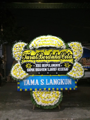 Papan Bunga Duka di Gempol
