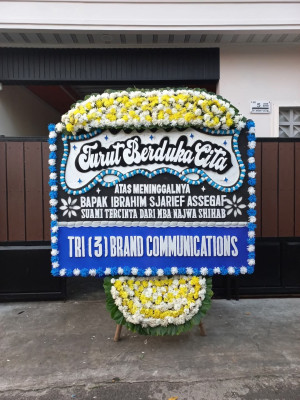 Papan Bunga Duka di Gempol